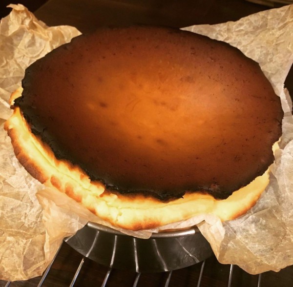 バスクチーズケーキ