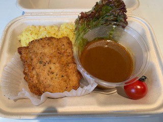 タラのフリットカレーソース