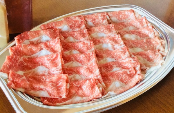 牛しゃぶ or 牛すき焼き