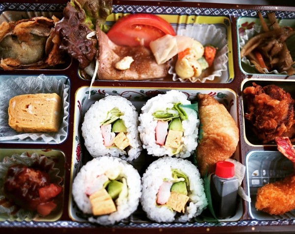 サラダ巻弁当