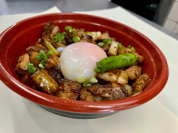 焼き鳥丼❣️  ジューシー❣️