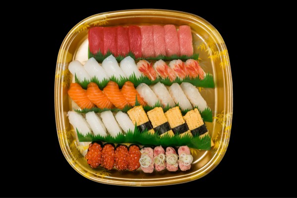 ４人前４８００円セット