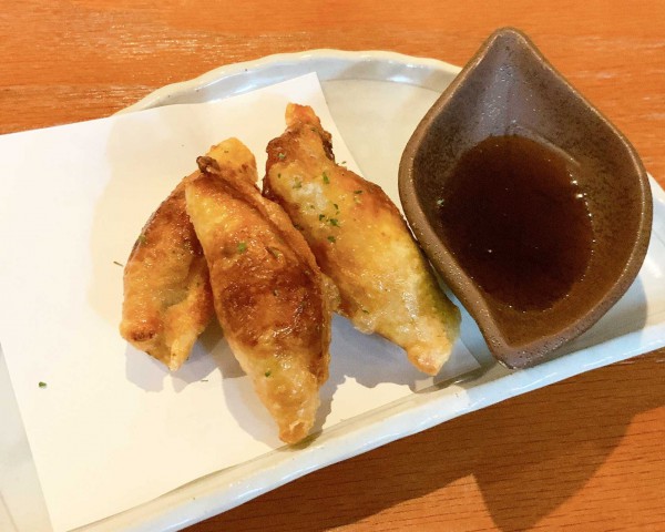 鶏皮ギョーザ