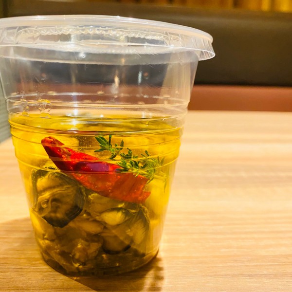 牡蠣のオイル漬け