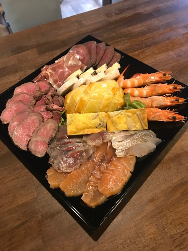 オードブル4人前