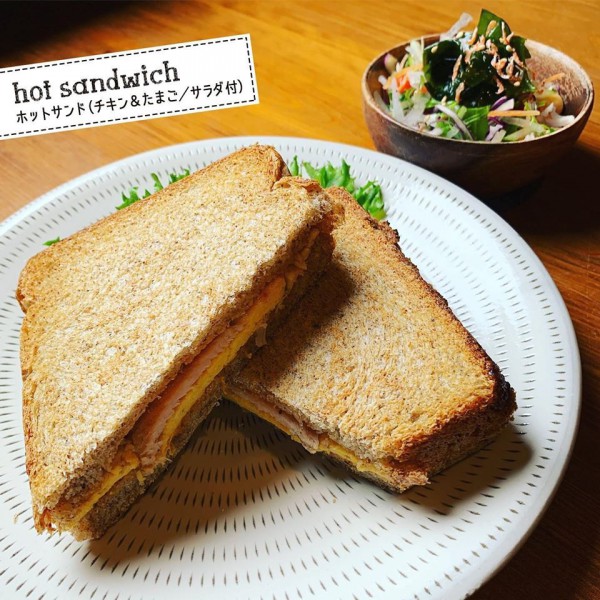 ホットサンド（サラダ付）