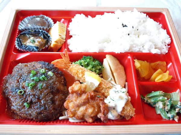 だんらんや特製弁当