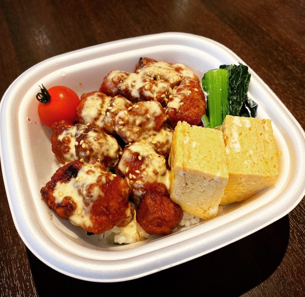 マヨ豚からあげ丼