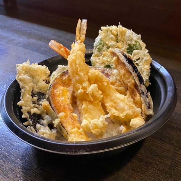 天丼・天ぷら盛り合わせ