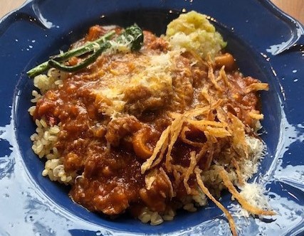 国産豚モツと南砺ベーコンのアラビアータ