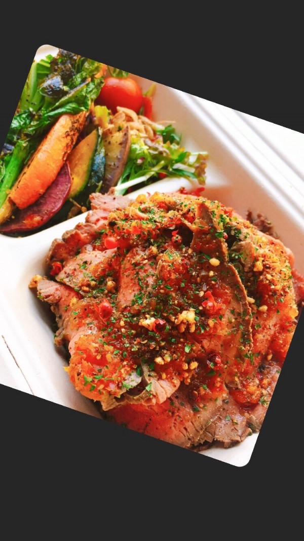 ローストビーフと季節野菜グリル弁当