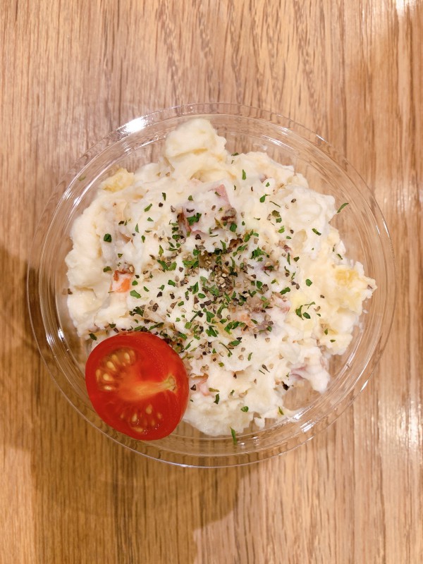定番のポテトサラダ