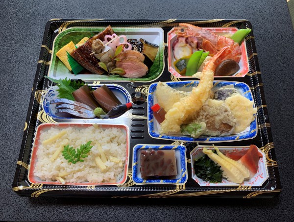 仕出し弁当