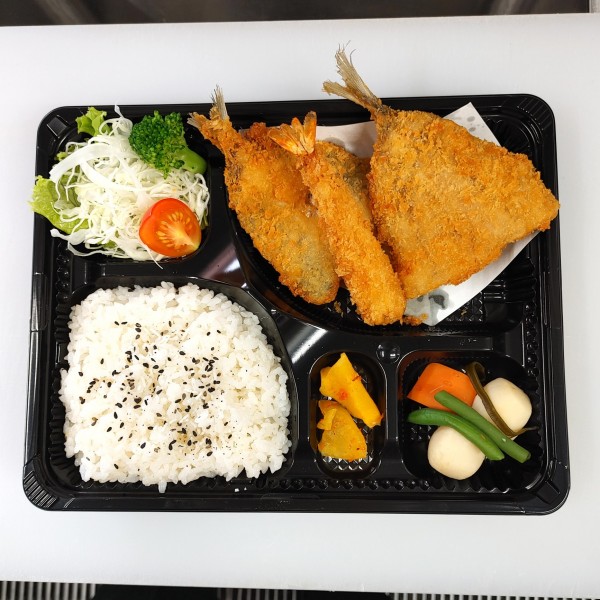 アジフライ弁当