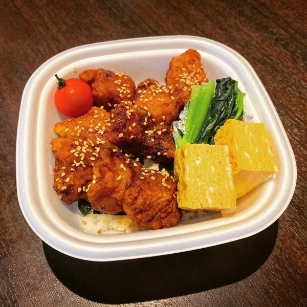 豚の唐揚げ丼