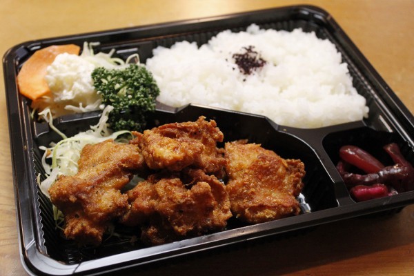唐揚げ弁当