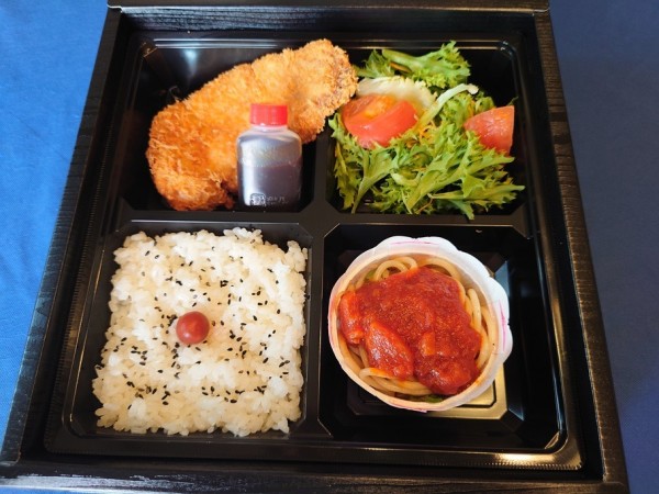 とんかつ弁当