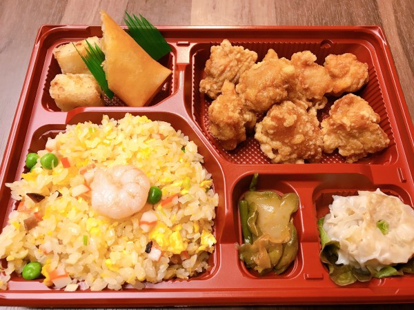 鶏の唐揚げ弁当