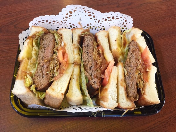 ハンバーグサンド