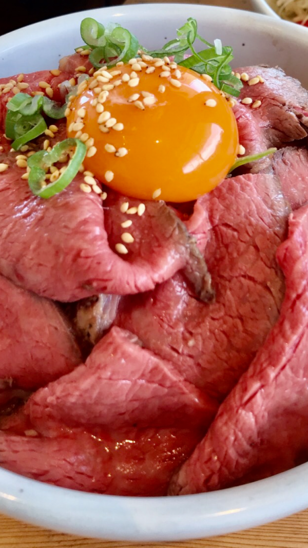 ローストビーフ丼