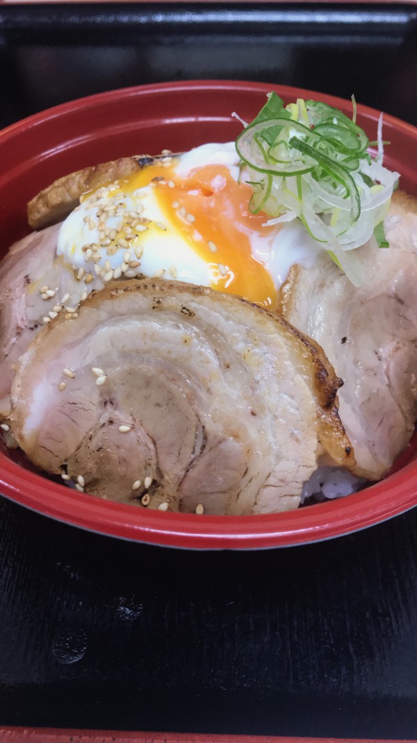 チャーシュー丼