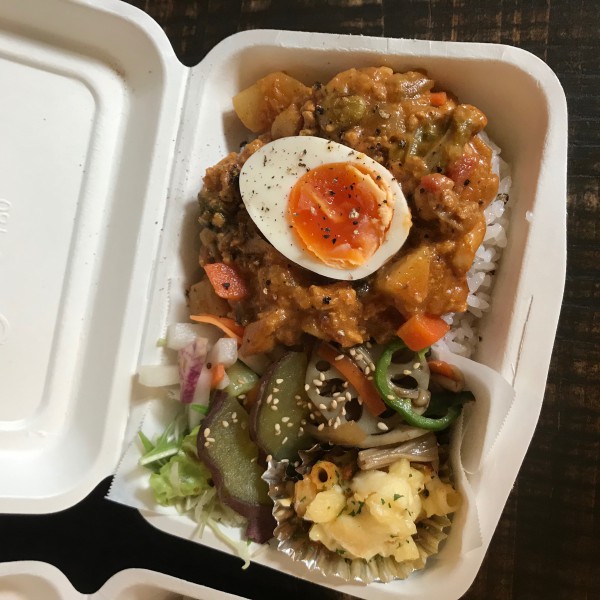 チーズカレー弁当