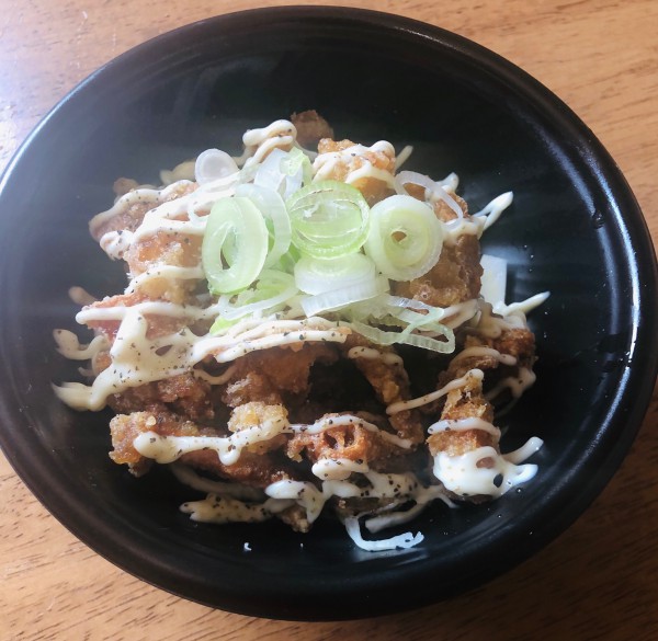 とり皮パリパリ揚げ