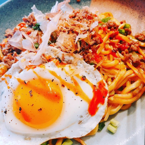 海鮮シラチャー焼きそば