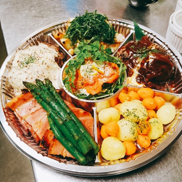 オードブル盛り合わせ