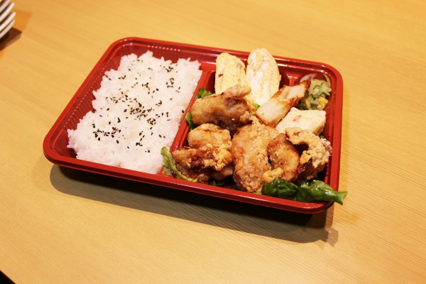 唐揚げ弁当