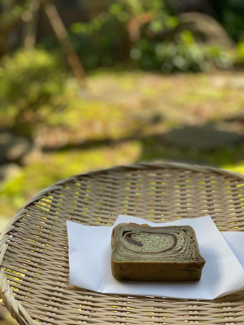 抹茶あん食パン