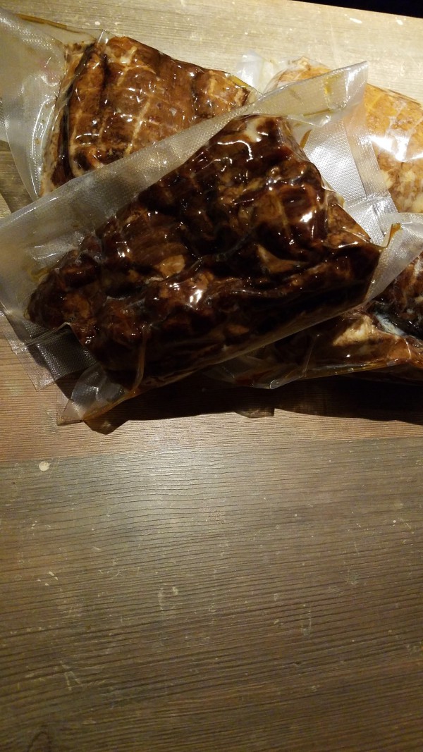 もち豚の自家製チャーシュー(１本売り)