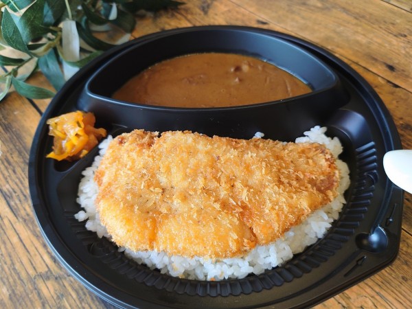 カツカレー