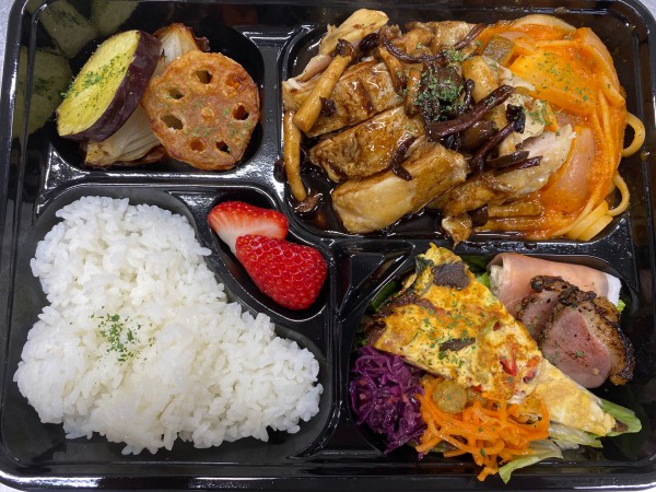 鷄炭火焼弁当