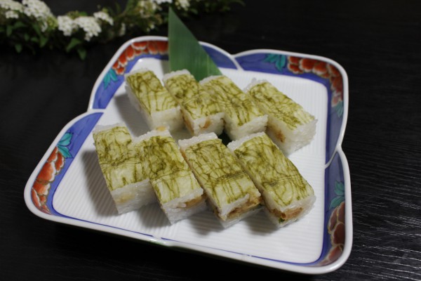 白えびのかき揚げ寿司