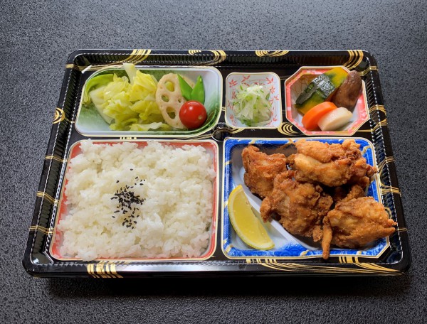 唐揚げ弁当